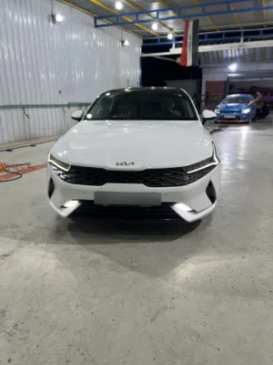 K5 2023 سياره خليجيه