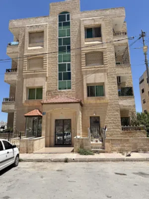 132 m2 3 Bedrooms Apartments for Sale in Amman Jubaiha