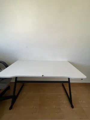 Gaming table