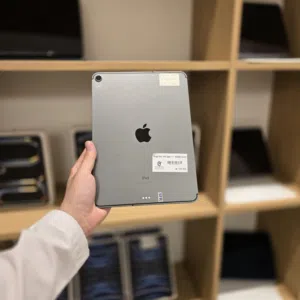 iPad Pro 120Hz واي فاي وشريحة