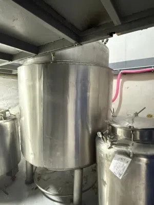 ماكينة تعبئة 6 نوزول وديل جاكيت حامي بارد 1 طن للبيع