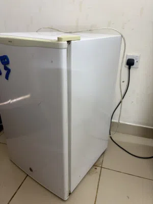 Fridge ( Good )