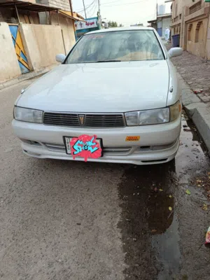السلام عليكم تم تنزيل السعر لسبب الحاجة سياره كرستا موديل 1993 لون لؤلؤي مكينه وكير ونجي كفالة