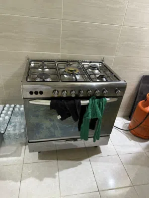 بتقاز وتلفزيون 55 بوصه