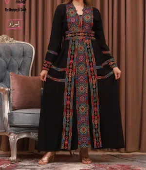 عباية تراث فلسطيني أصيل