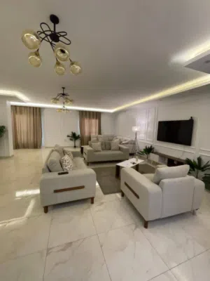 شقه للبيع بسعر لقطه