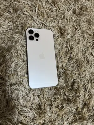 ايفون 12 برو مكس