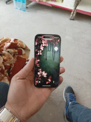 Apple iPhone 14 Pro 128 GB in Amman