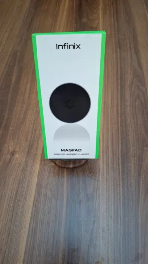 شاحن لاسلكي مغناطيسي MAGPAD أصلي من(Infinix) بقوة شحن 15W (جديد) بمنفد type-C مصنوع من سبائك (الزنك)