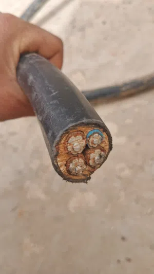 كابل الالومنيوم 4خيوط طول 18متر