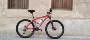 Easky Storm Mountain Bike – Excellent Condition