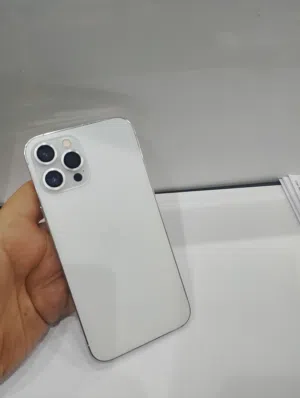 ايفون 12برو ماكس 128 أبيض