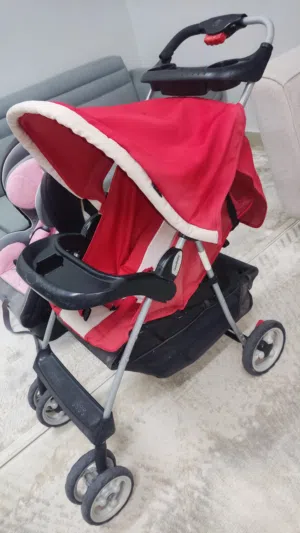 مشاية أطفال + مقعد أطفال للبيع