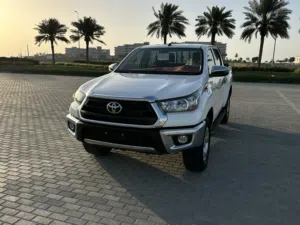 Toyota Hilux 2025 – Like New  Warranty + 3 Keys — GCC
