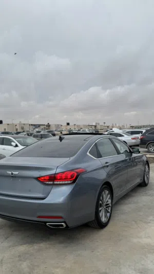 Used Genesis G80 in Benghazi