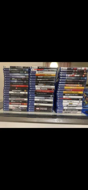 العاب بليستيشن 4 و 5 مستعمله نضيف بحاله الوكاله