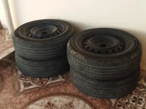 عجلات مستعملة