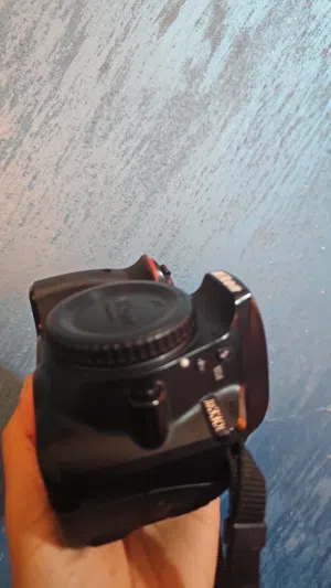 كاميراااات باسعار حرررق و عدسات و اكسسوارات