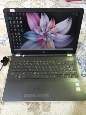 hp Intel core i7-7th Gen Quad Core (4 CPU) 8gb ram 500gb  Intel hd Graphics 4.15. 6 inch It needs a