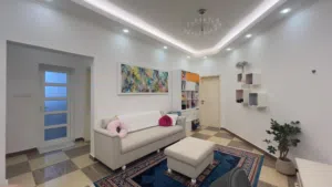 شقة أرضية ف ولاية بوشر الغبرة الجنوبية للمرحلة الثالثة قريبة من عمان مول والمدرسة الأمريكية للبيــــ