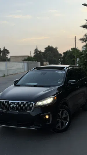 Used Kia Sorento in Tripoli