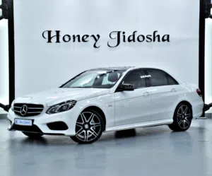 Mercedes Benz E500 ( 2016 Model ) in White Color GCC Specs