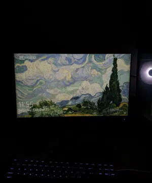 جهاز PC العاب مع جميع ملحقاته