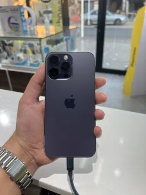 14 برو ماكس كزيوني حرق