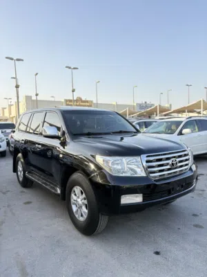 Used Toyota Land Cruiser in Sharjah