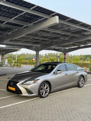 Used Lexus ES in Al Batinah
