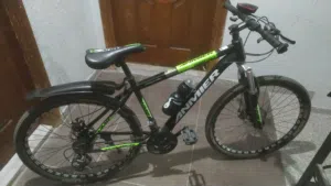 بسكليت نوع امريكي شبه جديد