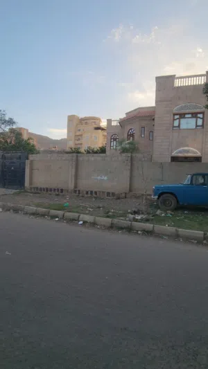 فلل للبيـــــــــع في حده