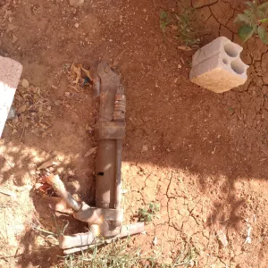 مطرقة  (جاك تكسير) بحالة ممتازة للبيع – قوة وأداء عالٍ
