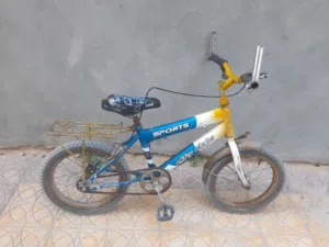 دراجه اطفال نظيفه مستعمله