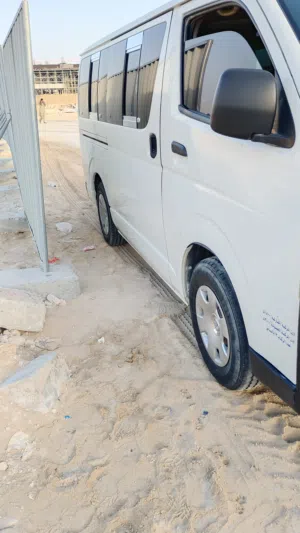 . للبيع سياره تويوتا هايس