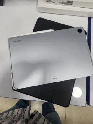 Tab Samsung S11 512GB بحالة الجديد بسعر مميز جدا