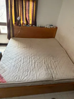 Used  KANON Medicated Mattress with Bed Frame (200 × 200 cm)