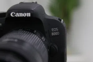 كاميرا Canon 800D
