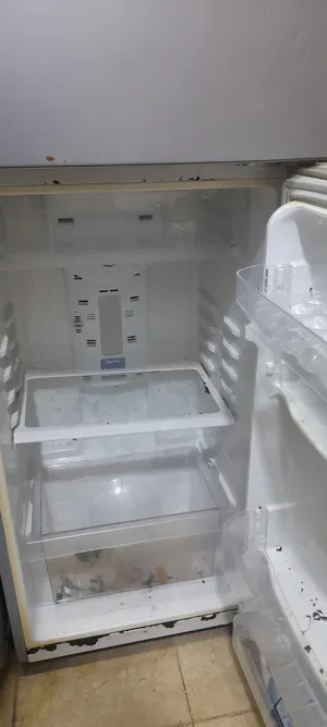 Refrigerators . Samsung . Used1