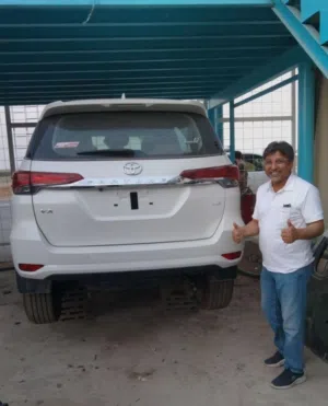 مؤسسة تشليح الحائرلجميع قطع غيارالسيارات بكل موديلتها وضمان للقطع المباعةباالفواتير