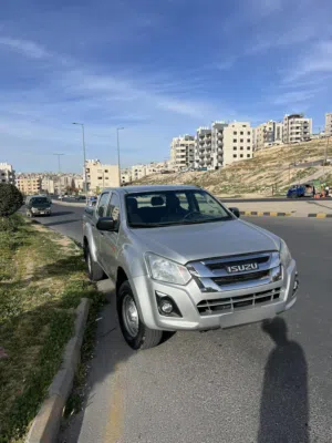 Used Isuzu D-Max in Amman
