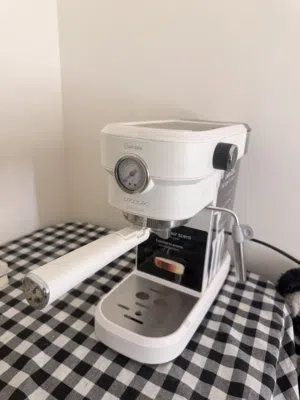 ماكينة قهوة اسبريسو Cafelizzia 790 White Pro