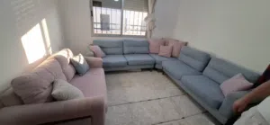 كورنر مع ثنائية للبيع