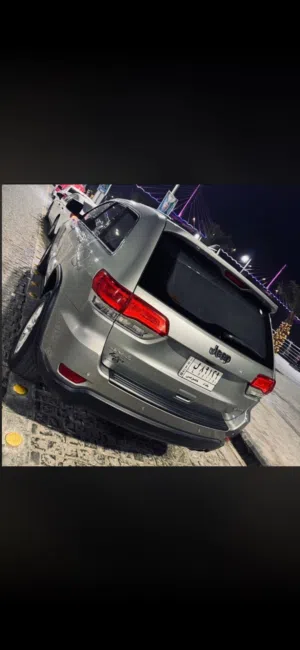 Jeep laredo 2018