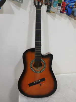 little broken guitar