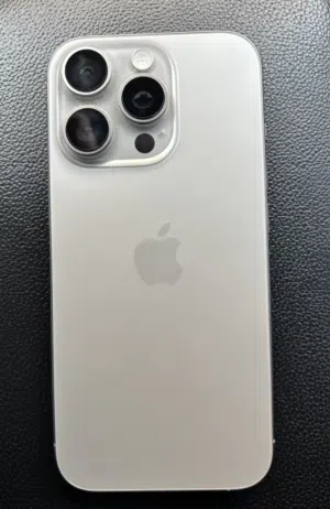 iphone 16 PRO 512 GB Natural Titanium in Super clean condition.