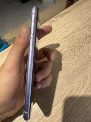 Apple iPhone 11 128 GB in Tripoli