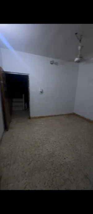 بيت للبيع ب الاعظمية