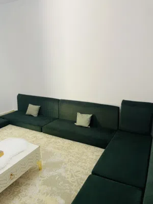 شبه جديده استعمال نظيف
