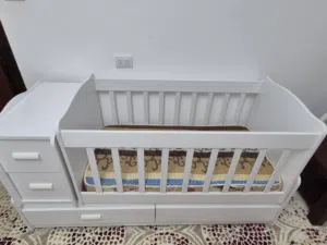 سرير اطفال